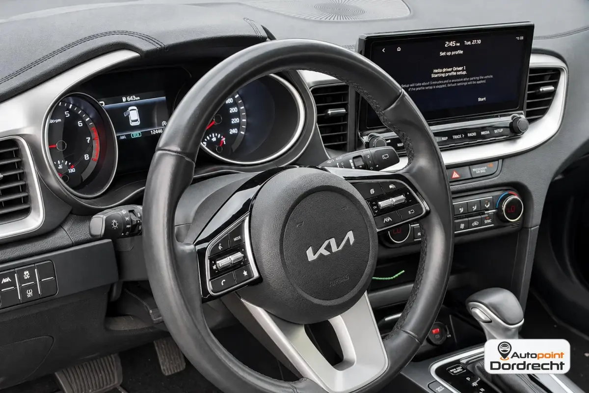 1.0 T-GDi MHEV DynamicLine 1 EIGENAAR DEALER OND