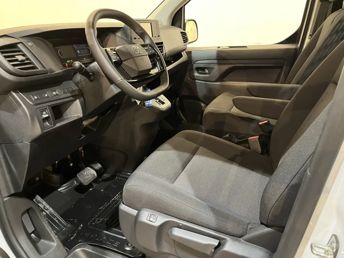 Kipper 50 kWh / Tipper / 100% Elektrisch / Airco / Cruise Control / PDC / NIEUW !!