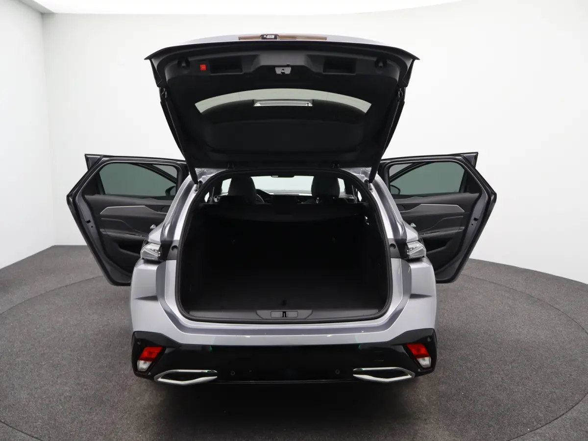 1.2 Hybrid 136 e-DCS6 GT Carplay | Panoramadak | Premium Audio | Camera 360* | PDC V+A | Dodehoekbewaking | Elekt. Kofferklep | Navigatie | Climate Control | Draadloze Telefoonlader