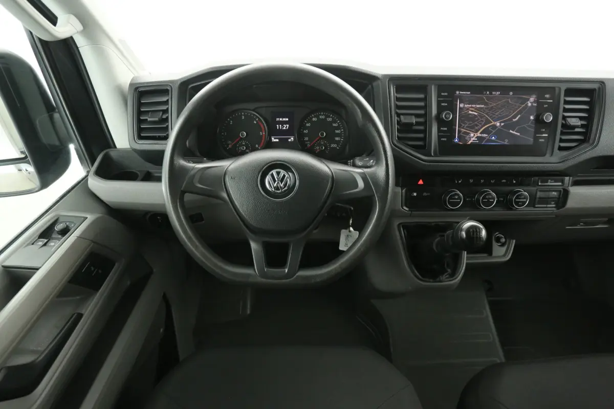 2.0 TDI 140PK L3H2 | Clima | Camera | Carplay | 3 Zits |  Navi | Parkeersens.