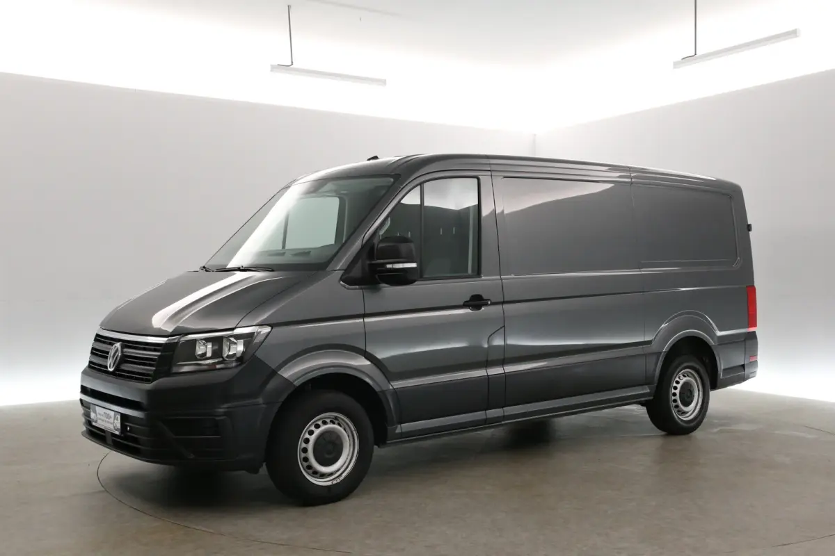 2.0 TDI 140PK L3H2 | Clima | Camera | Carplay | 3 Zits |  Navi | Parkeersens.
