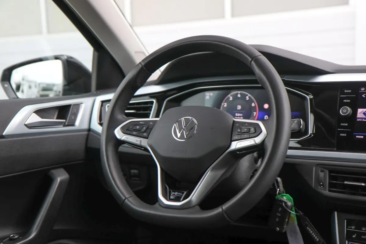 1.0 TSI 95pk DSG Life Edition | Trekhaak | Navigatie | Clima | Stoelverwarming | Achteruitrijcamera | App Connect