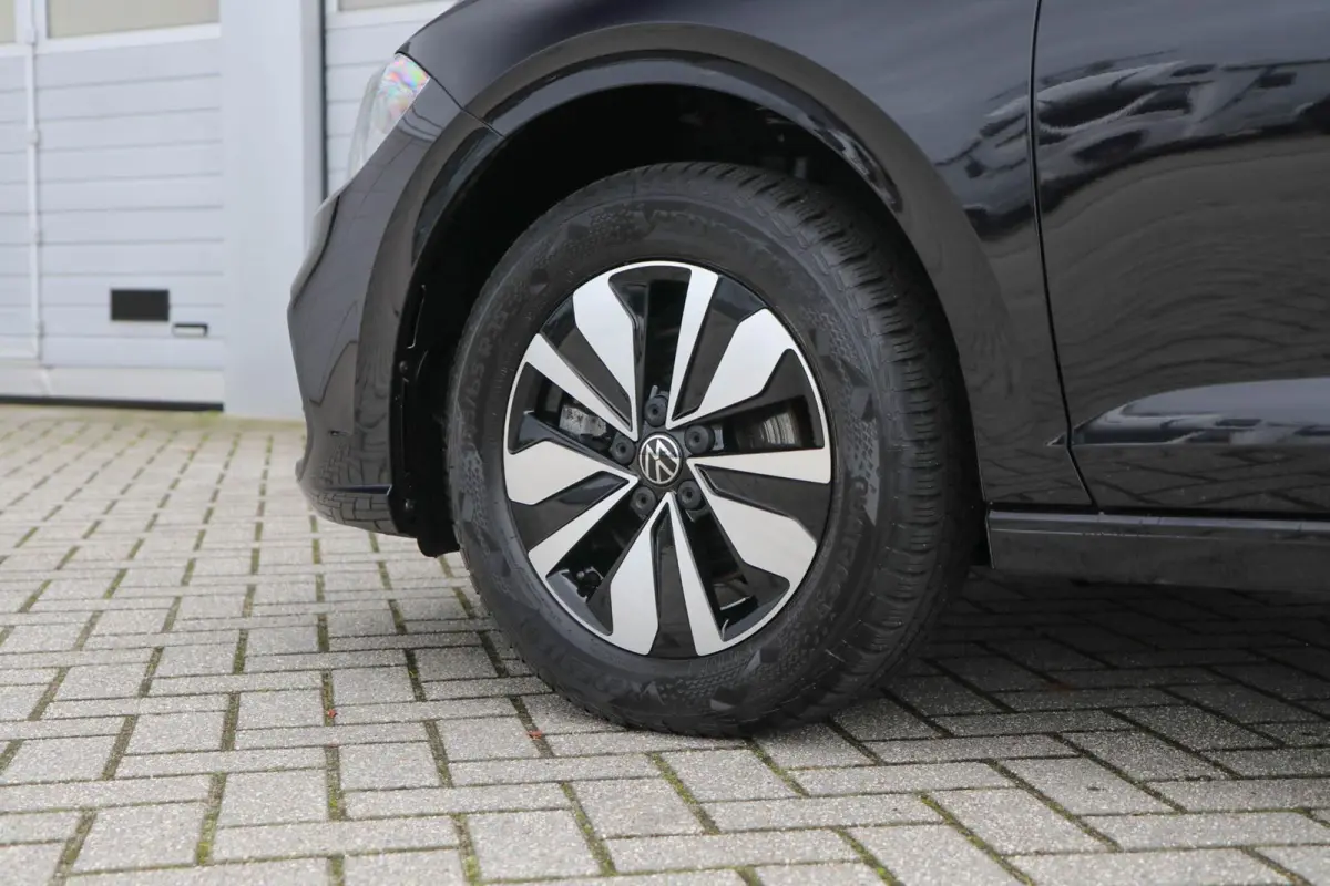 1.0 TSI 95pk DSG Life Edition | Trekhaak | Navigatie | Clima | Stoelverwarming | Achteruitrijcamera | App Connect