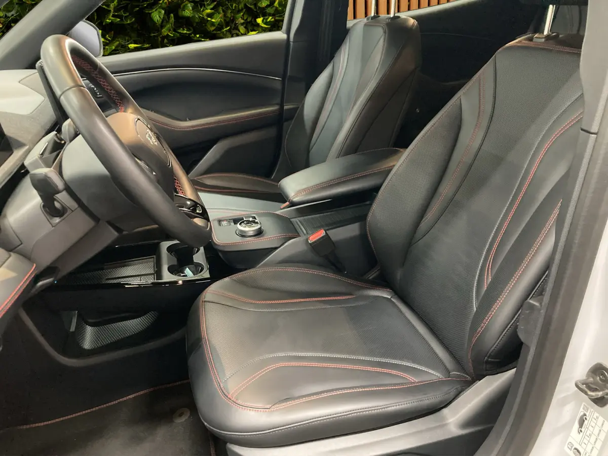 AWD 75 kWh | Adaptieve cruise | Stoel- stuurverw. | Carplay | Leder | B&O | LED |