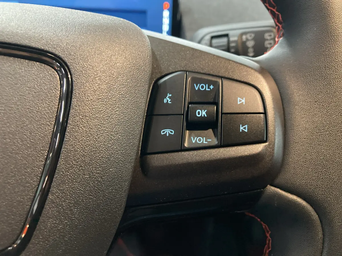 AWD 75 kWh | Adaptieve cruise | Stoel- stuurverw. | Carplay | Leder | B&O | LED |