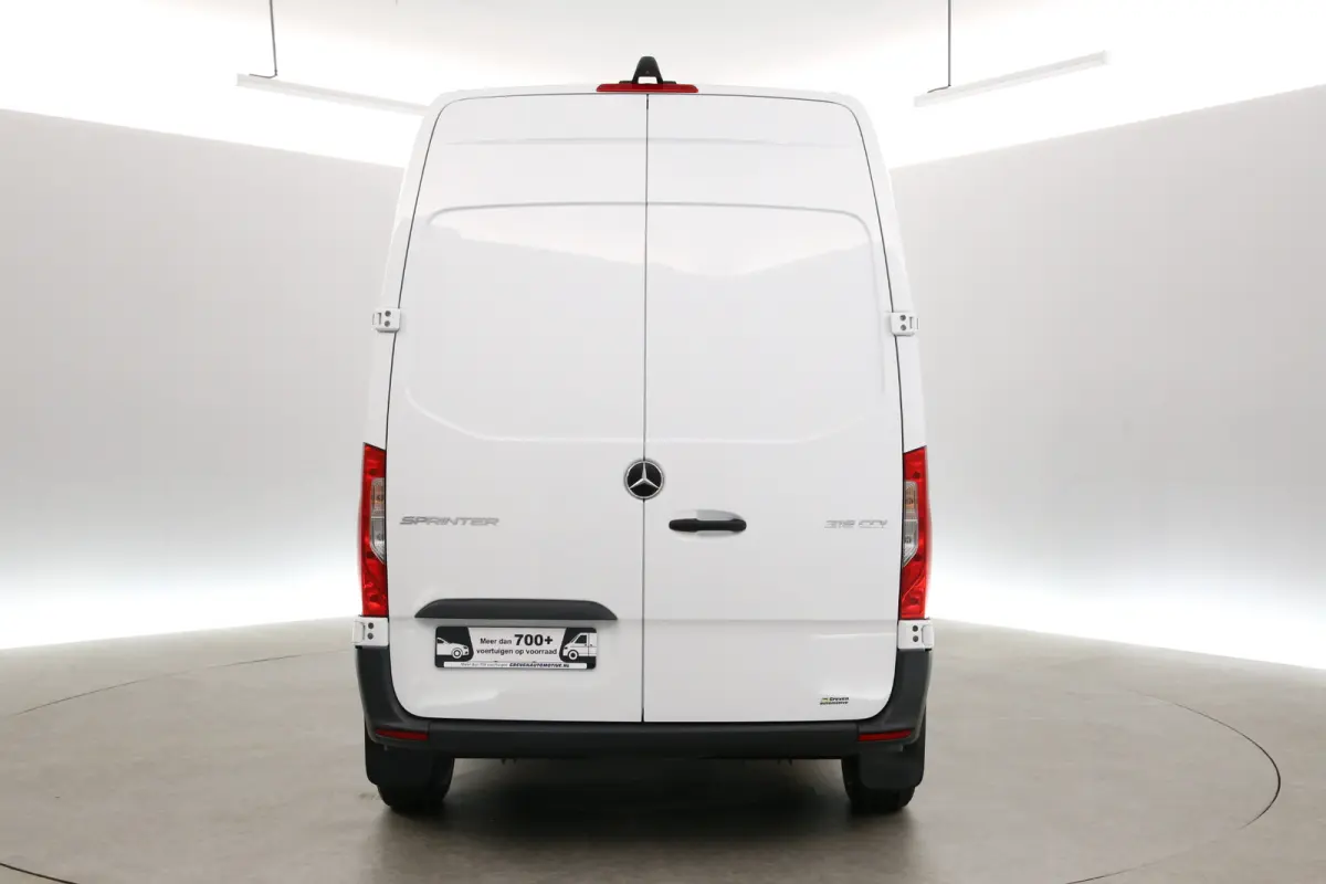 215 CDI L2H2 150PK | Automaat | Airco | Cruise | Camera | Carplay | 3 Zits | Elektrpakket