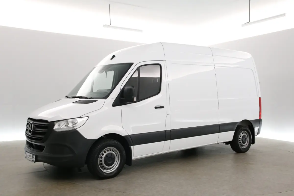 215 CDI L2H2 150PK | Automaat | Airco | Cruise | Camera | Carplay | 3 Zits | Elektrpakket