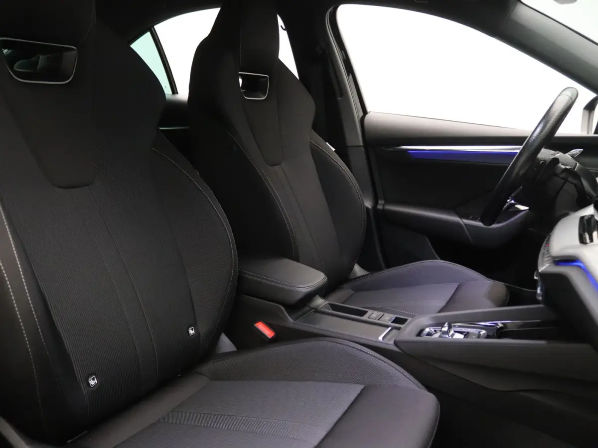 204pk TSI iV PHEV Business Edition Head-Up | Stoel-/stuurverw.