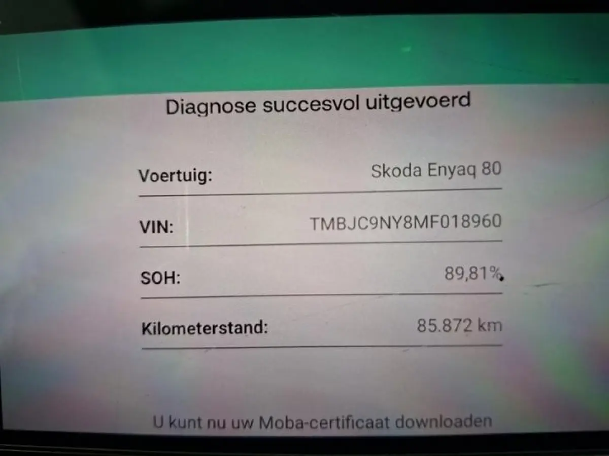 80 (90% SOH) I STOELVERWARMING I P-CAMERA I KEYLESS ENTRY I NAVIGATIE