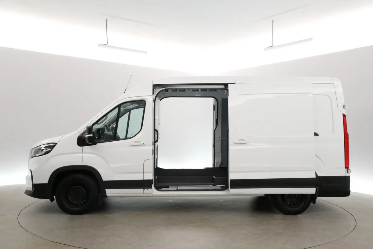 77 kWh L2H2 | Snelladen | SOH 89% | Airco | Camera | Cruise | Carplay | 3 Zits | 2xSchuifdeur