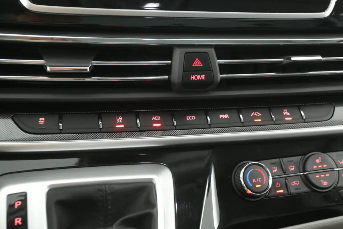 77 kWh L2H2 | Snelladen | SOH 89% | Airco | Camera | Cruise | Carplay | 3 Zits | 2xSchuifdeur