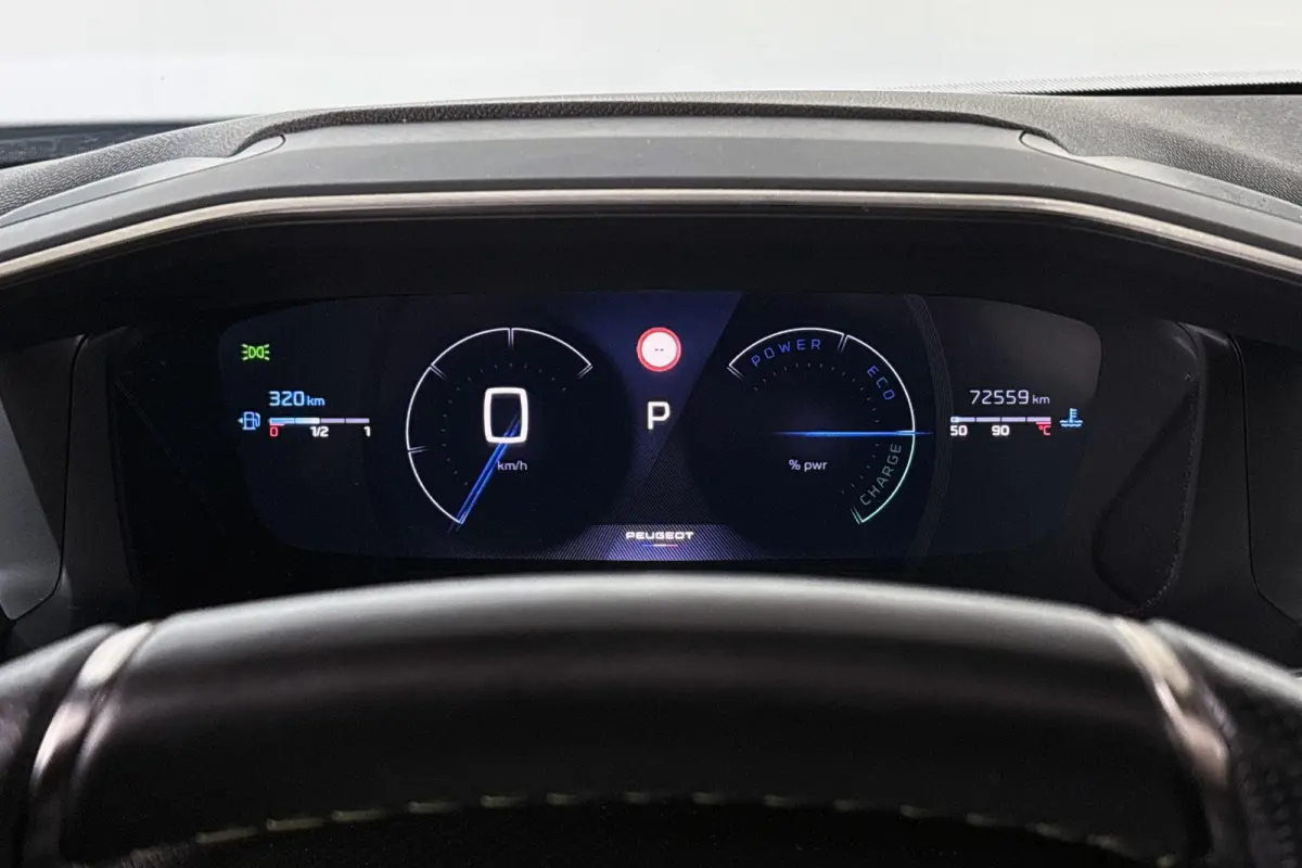 1.2 Hybrid 136 GT Keyless Camera Adaptive Cruise