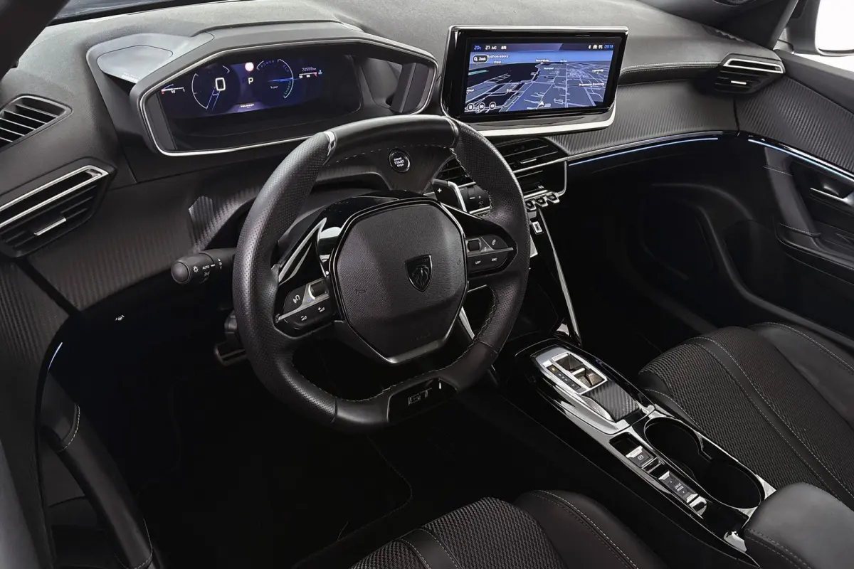 1.2 Hybrid 136 GT Keyless Camera Adaptive Cruise