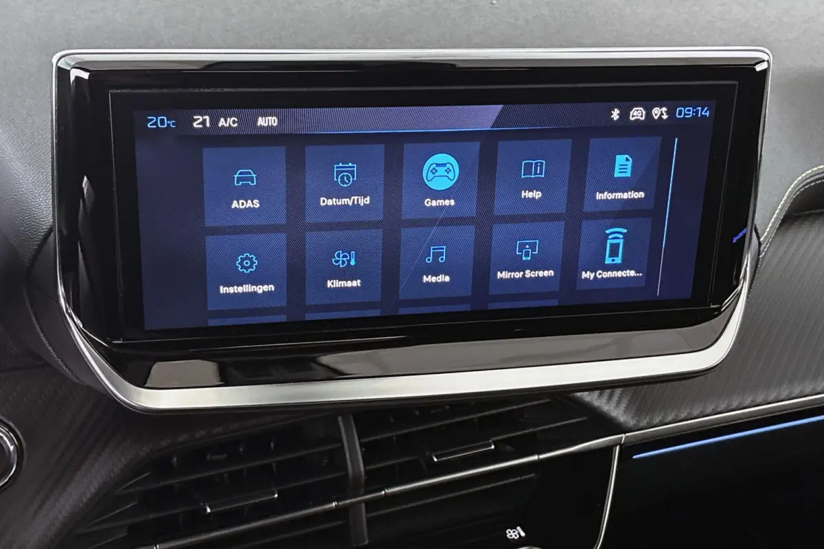 1.2 Hybrid 136 GT Keyless Camera Adaptive Cruise