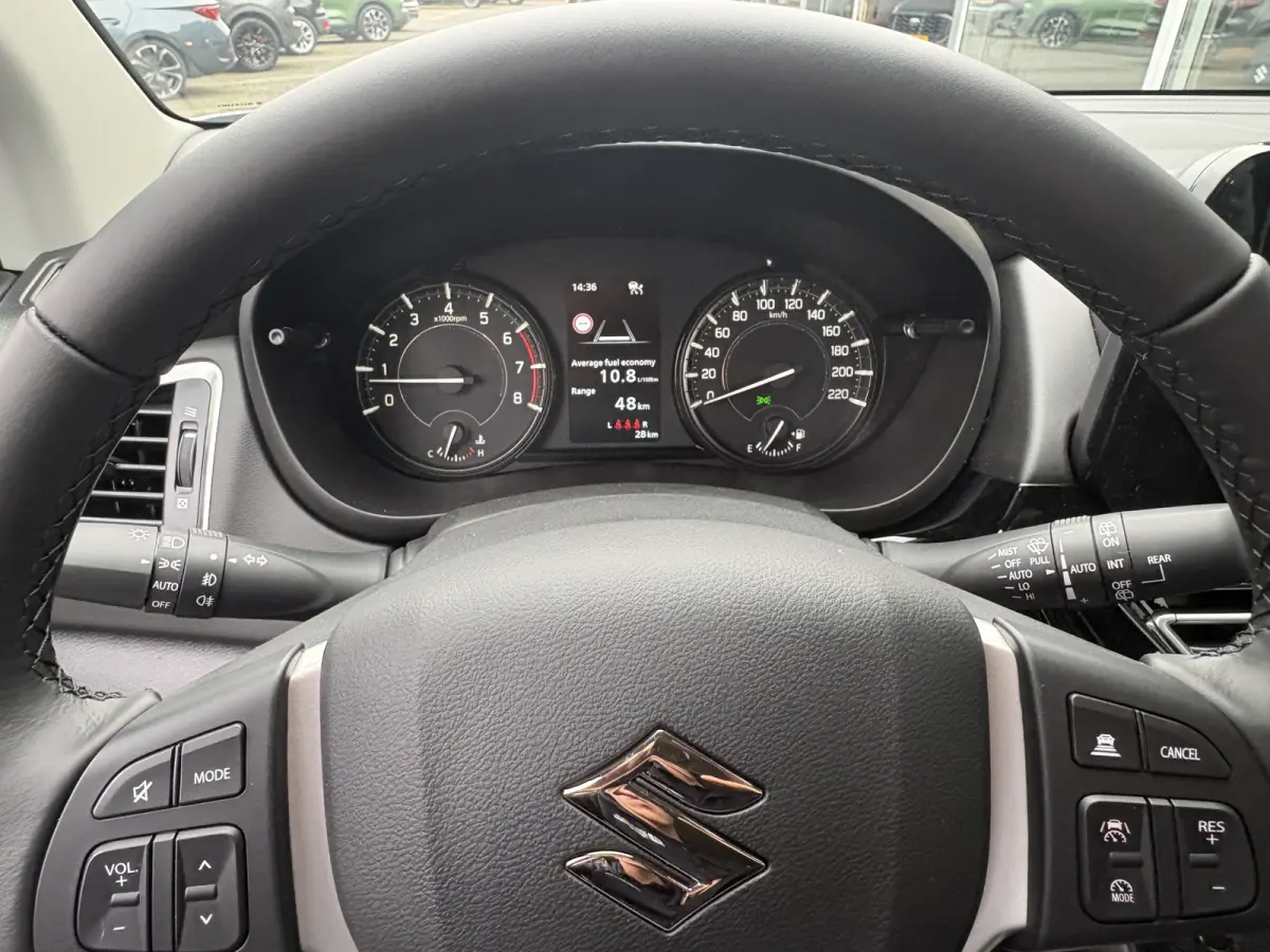 1.4 Boosterjet Style Smart Hybrid Automaat | In meerdere kleuren leverbaar | €2.000,- voordeel |