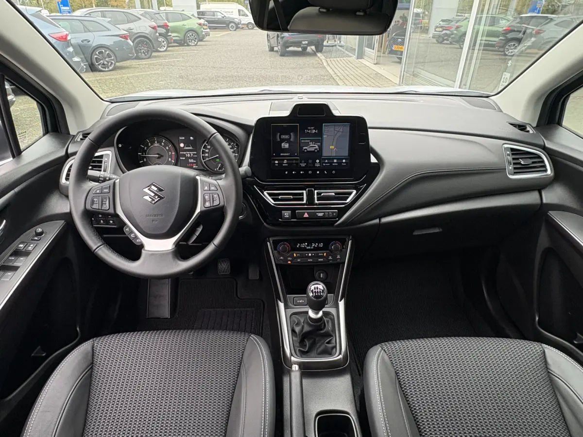 1.4 Boosterjet Style Smart Hybrid Automaat | In meerdere kleuren leverbaar | €2.000,- voordeel |