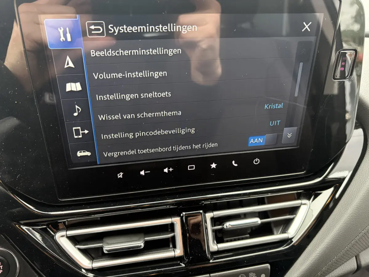1.4 Boosterjet Style Smart Hybrid Automaat | In meerdere kleuren leverbaar | €2.000,- voordeel |