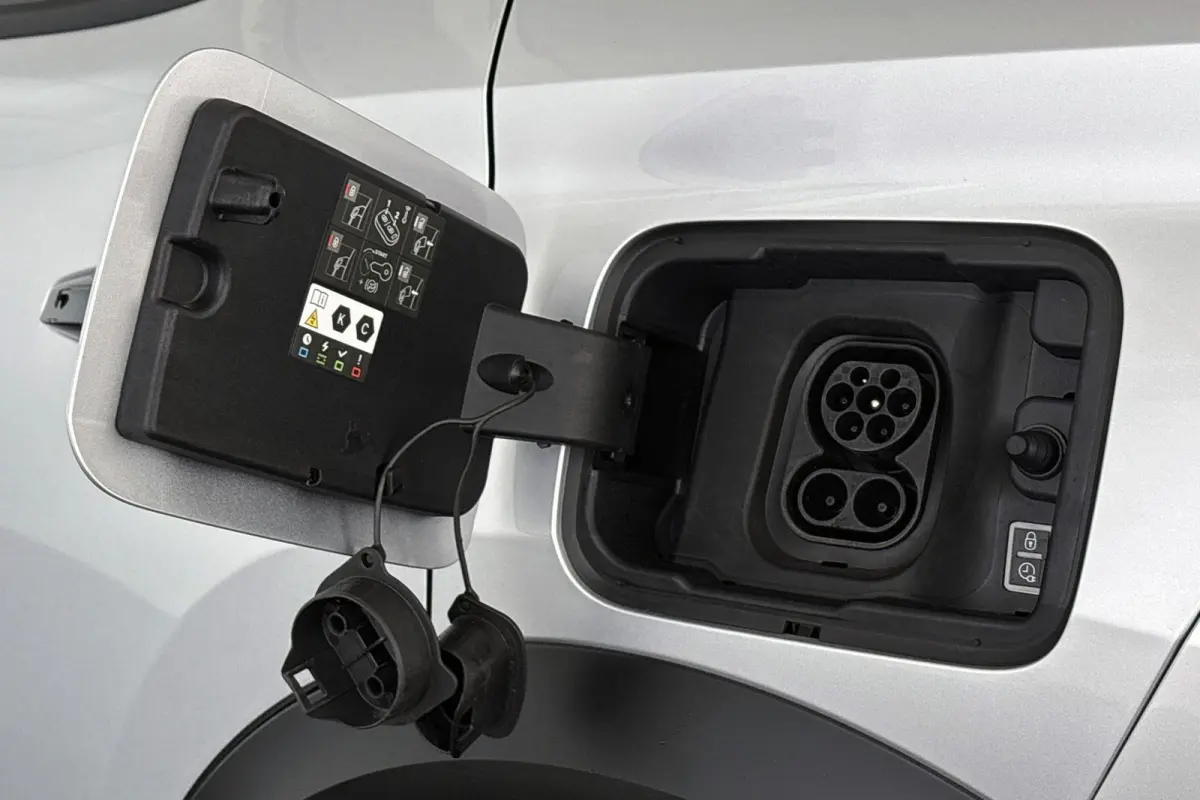 GS 44 kWh Stuur-Stoelverwarming Camera Apple CarPlay