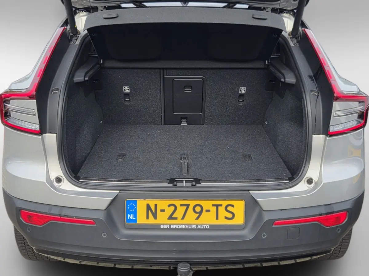 Recharge Twin Intro Edition 78 kWh | Trekhaak | Pano | 360 Cam | Memory | Pilot Assist | 20" Velgen