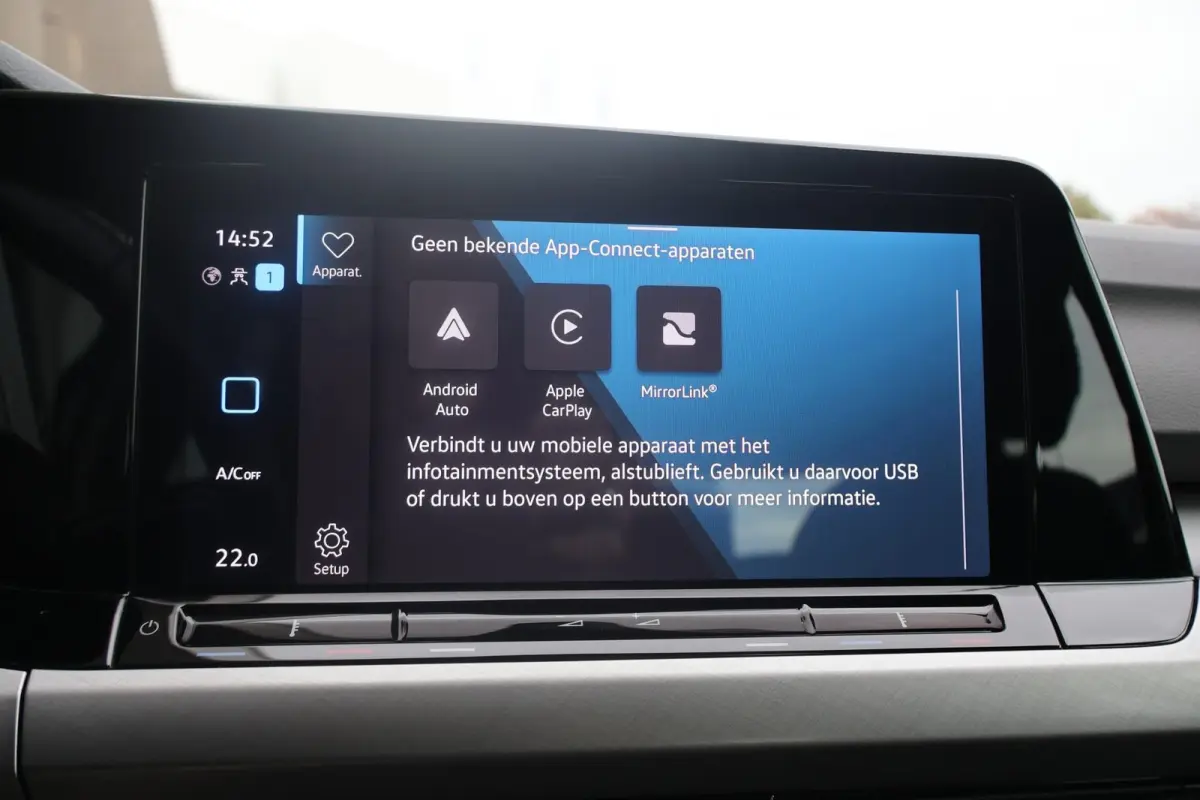 1.0 TSI 110pk Life | Navigatie | Camera | PDC | Adaptive Cruise