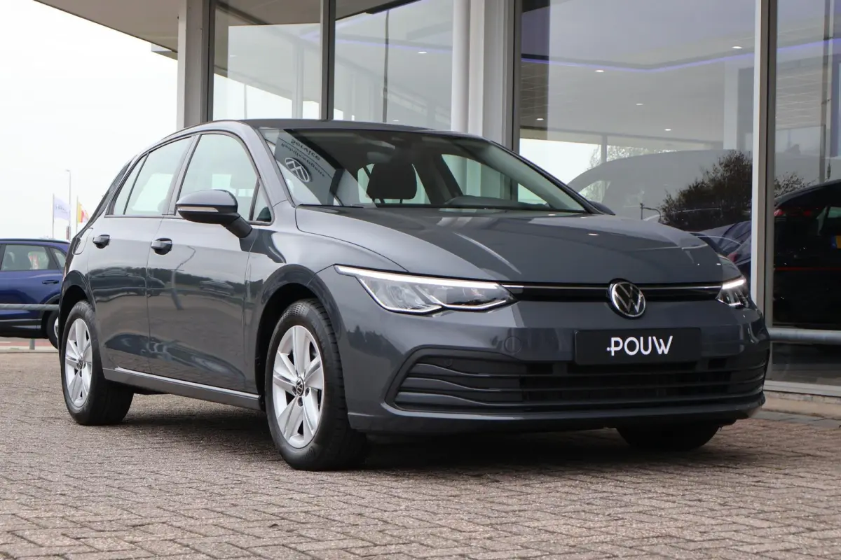 1.0 TSI 110pk Life | Navigatie | Camera | PDC | Adaptive Cruise