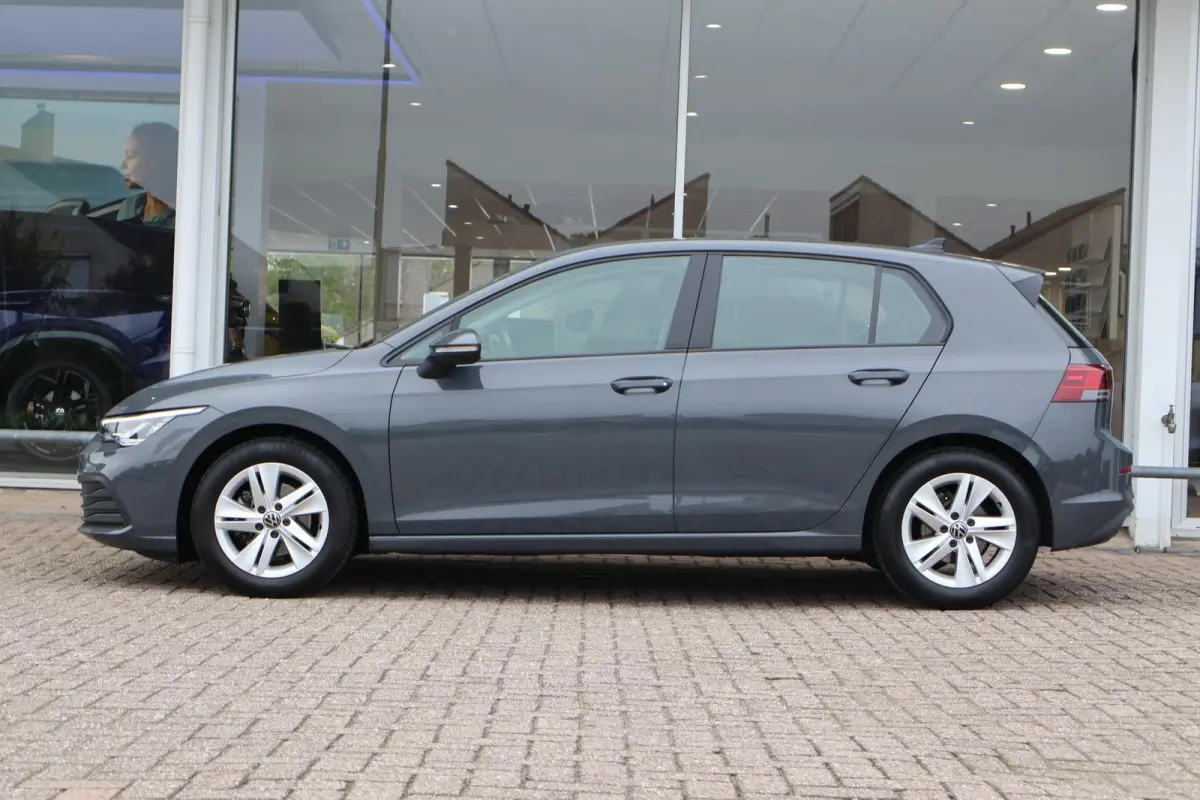 1.0 TSI 110pk Life | Navigatie | Camera | PDC | Adaptive Cruise