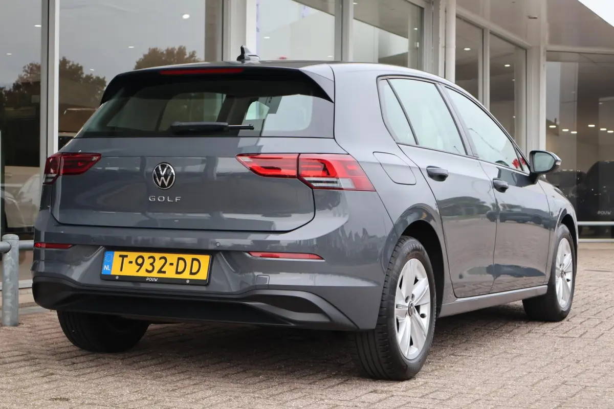 1.0 TSI 110pk Life | Navigatie | Camera | PDC | Adaptive Cruise