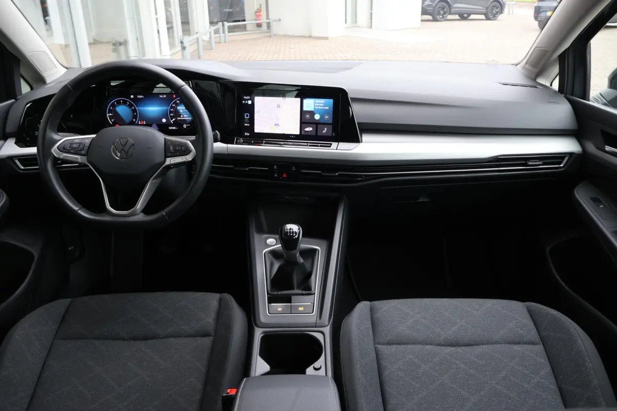 1.0 TSI 110pk Life | Navigatie | Camera | PDC | Adaptive Cruise