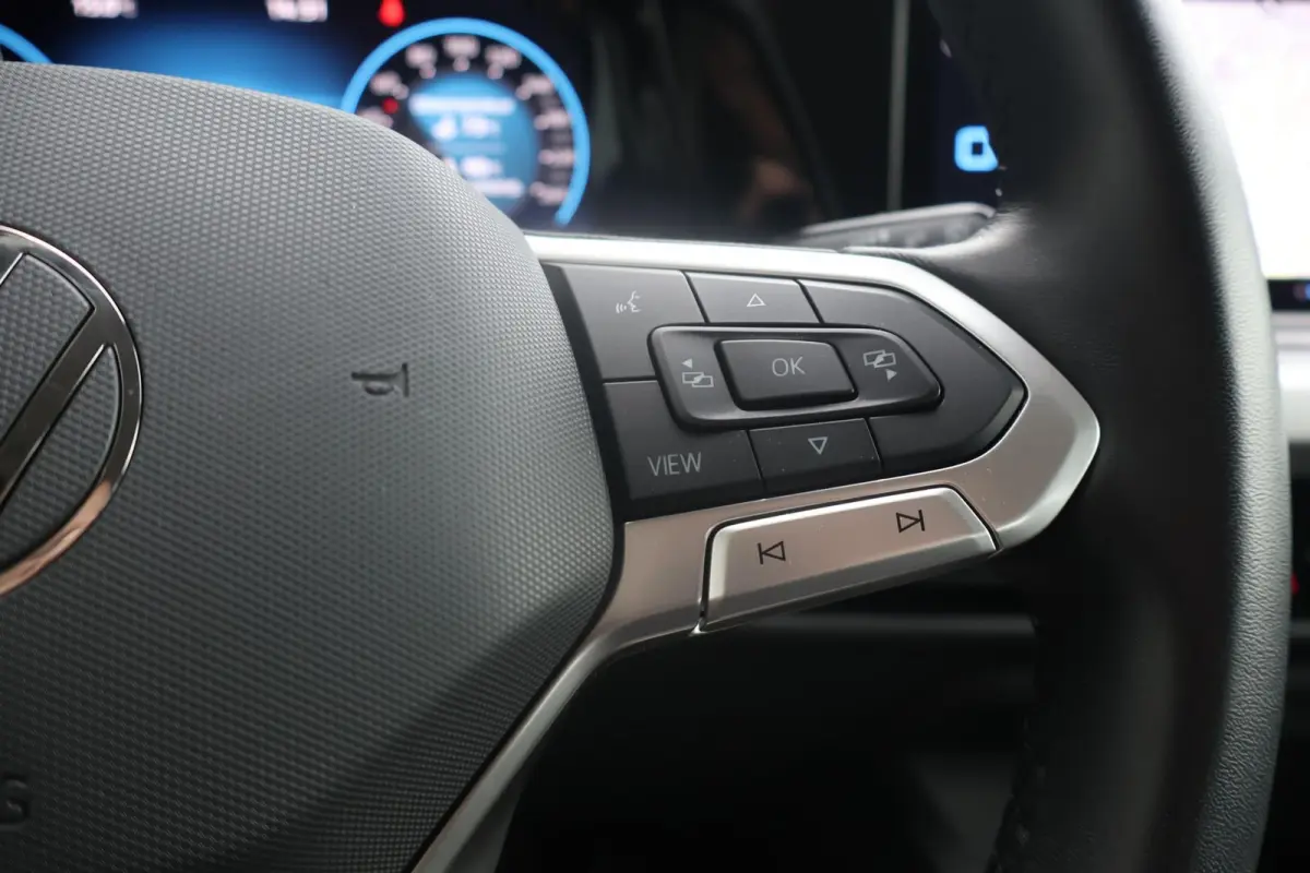 1.0 TSI 110pk Life | Navigatie | Camera | PDC | Adaptive Cruise