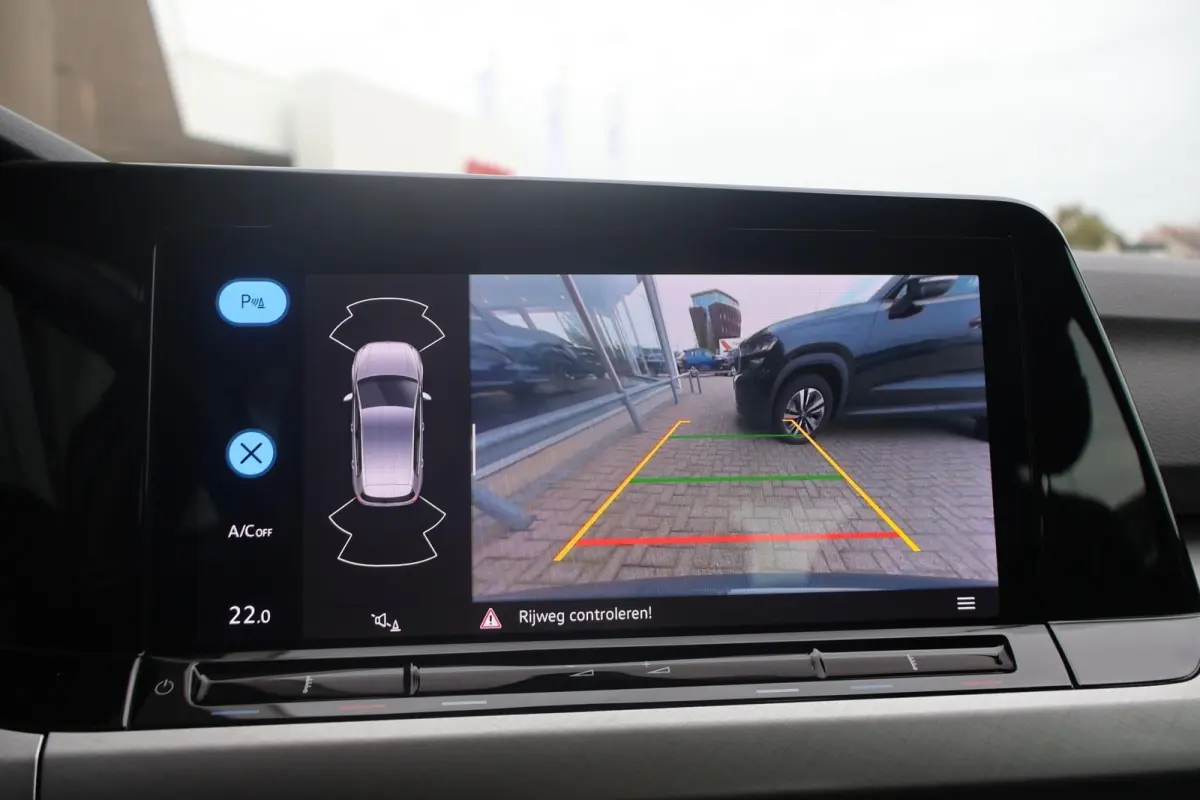 1.0 TSI 110pk Life | Navigatie | Camera | PDC | Adaptive Cruise