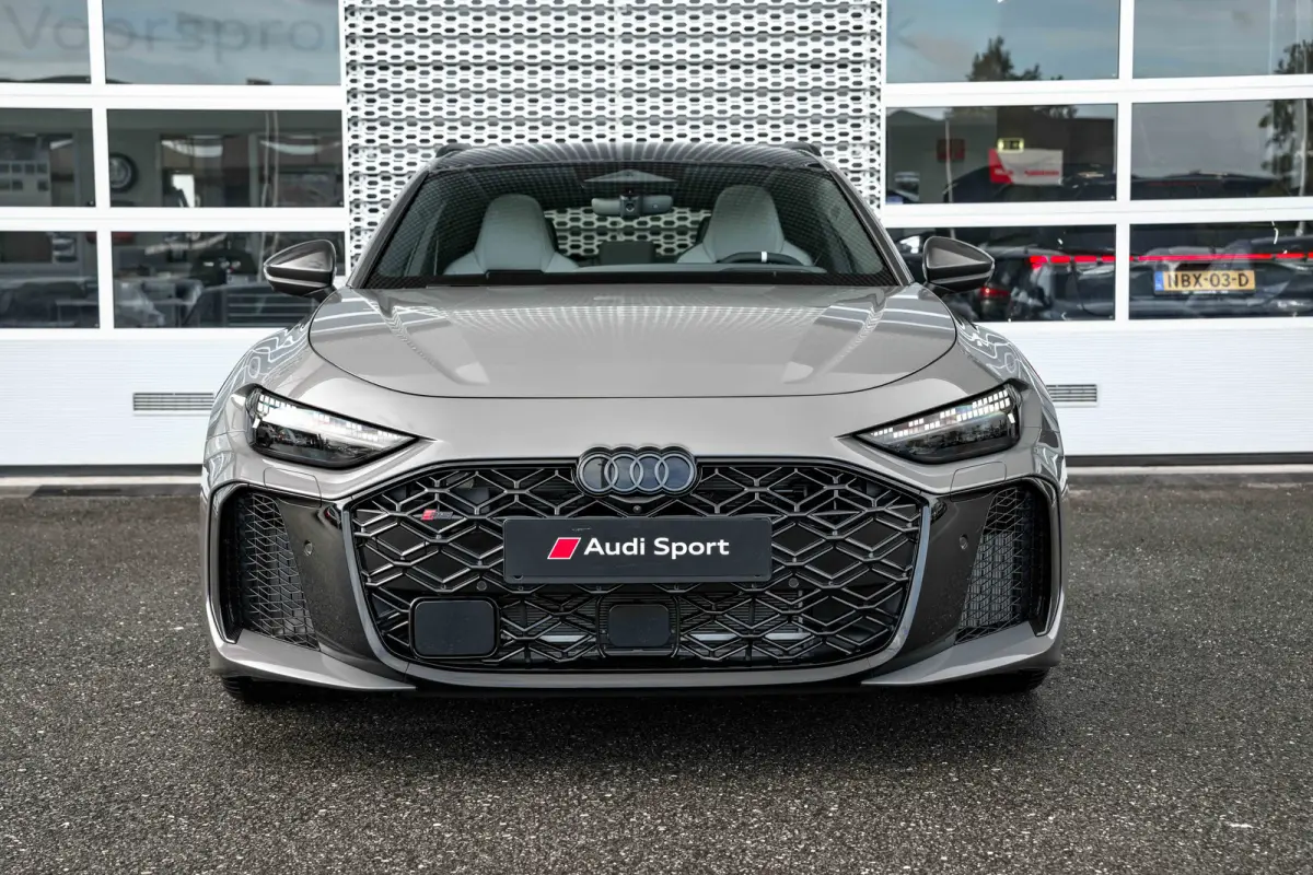 RS 5 Avant 2.9 TFSI PHEV quattro