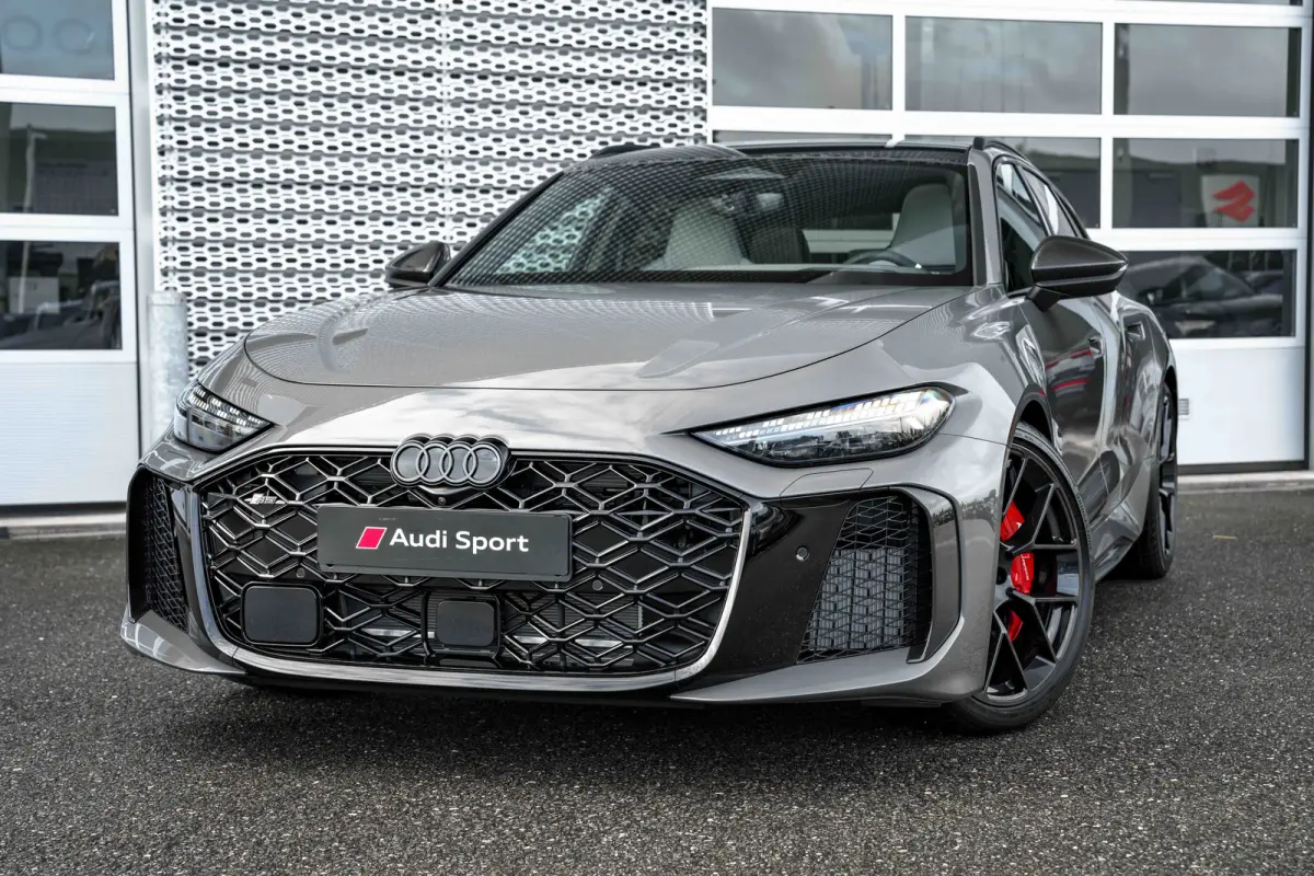 RS 5 Avant 2.9 TFSI PHEV quattro