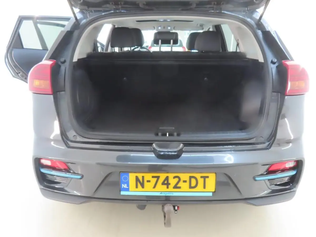 EXECUTIVELINE 64 kWh (99% SOH) I AUTOMAAT I TREKHAAK I STOELVERWARMING I P-CAMERA I PREMIUM AUDIO