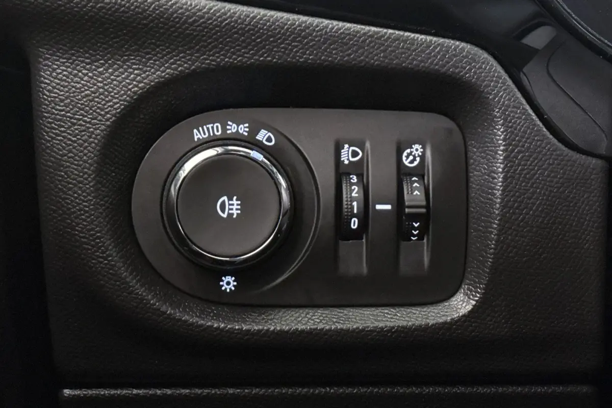 1.2 Turbo Hybrid GS Automaat Stoelverwarming Keyless Camera LED