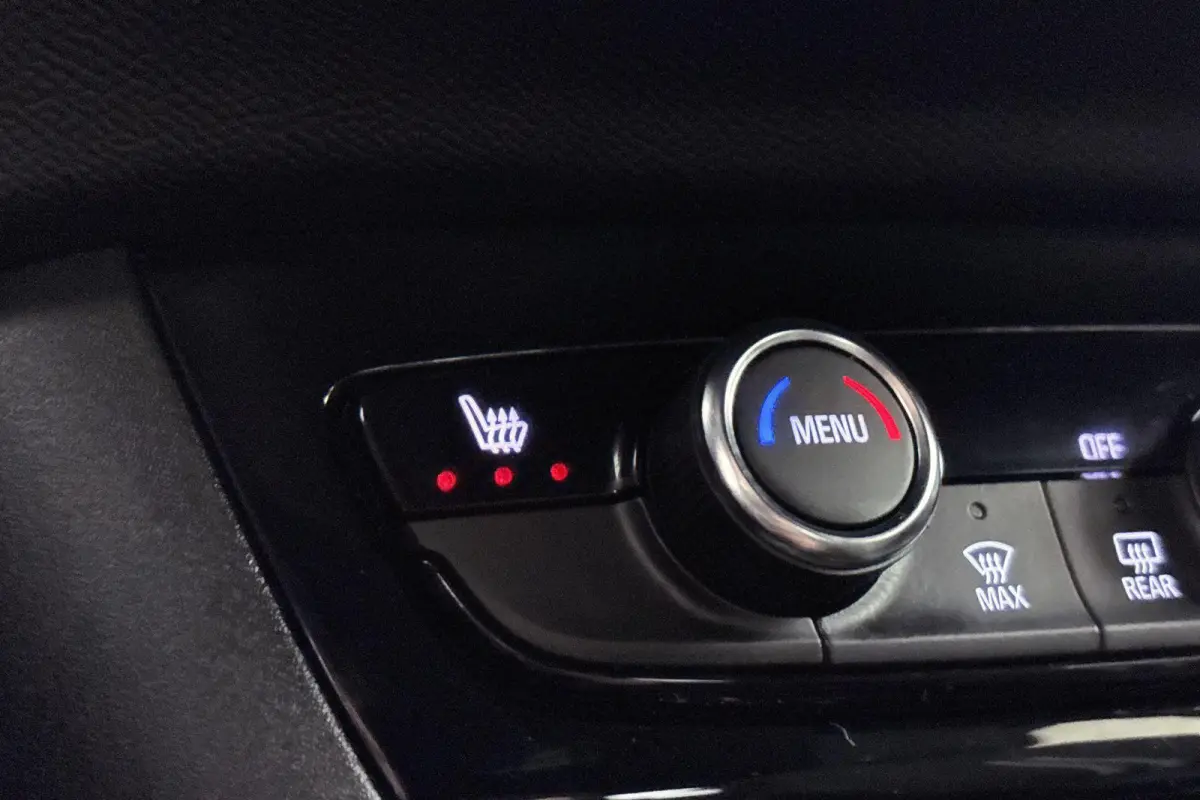 1.2 Turbo Hybrid GS Automaat Stoelverwarming Keyless Camera LED