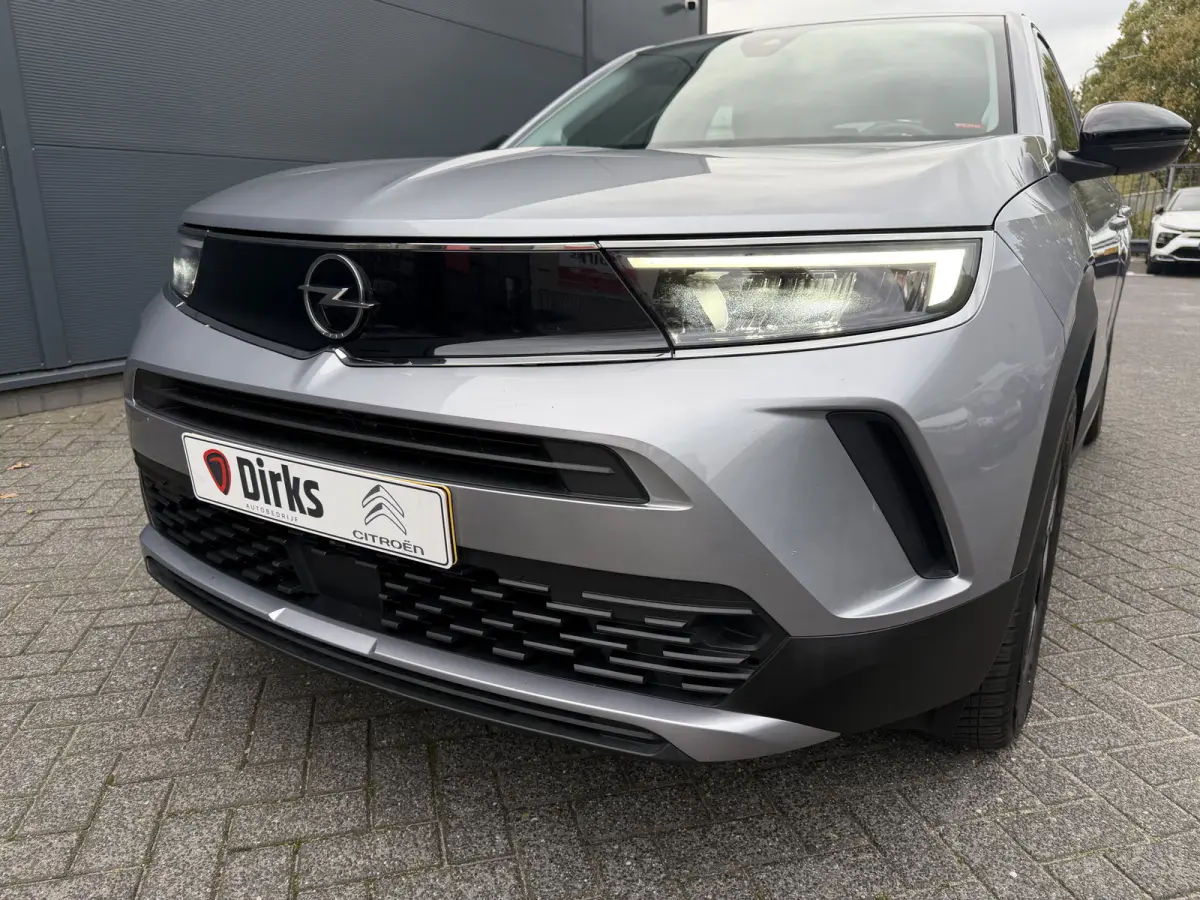 Elegance (Camera - Automatische Airco - Navigatie via APP - LED - 17"incl 4S - Parkeersensoren - Keyless start)