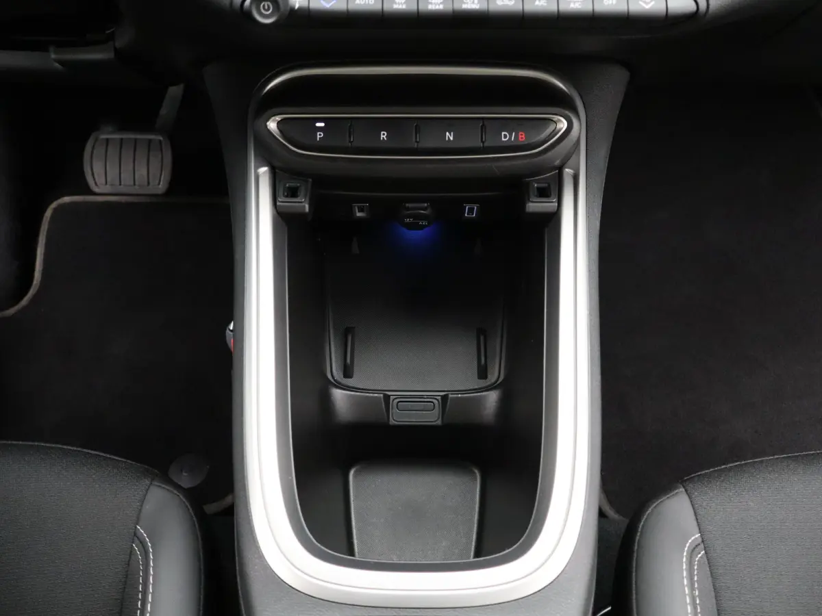 Summit 54 kWh 98% SOH | Tot 8 Jaar Fabrieksgarantie | Carplay Draadloos | Stoelverwarming | Camera | PDC V+A | Keyless | Voorconditionering | Origineel NL!