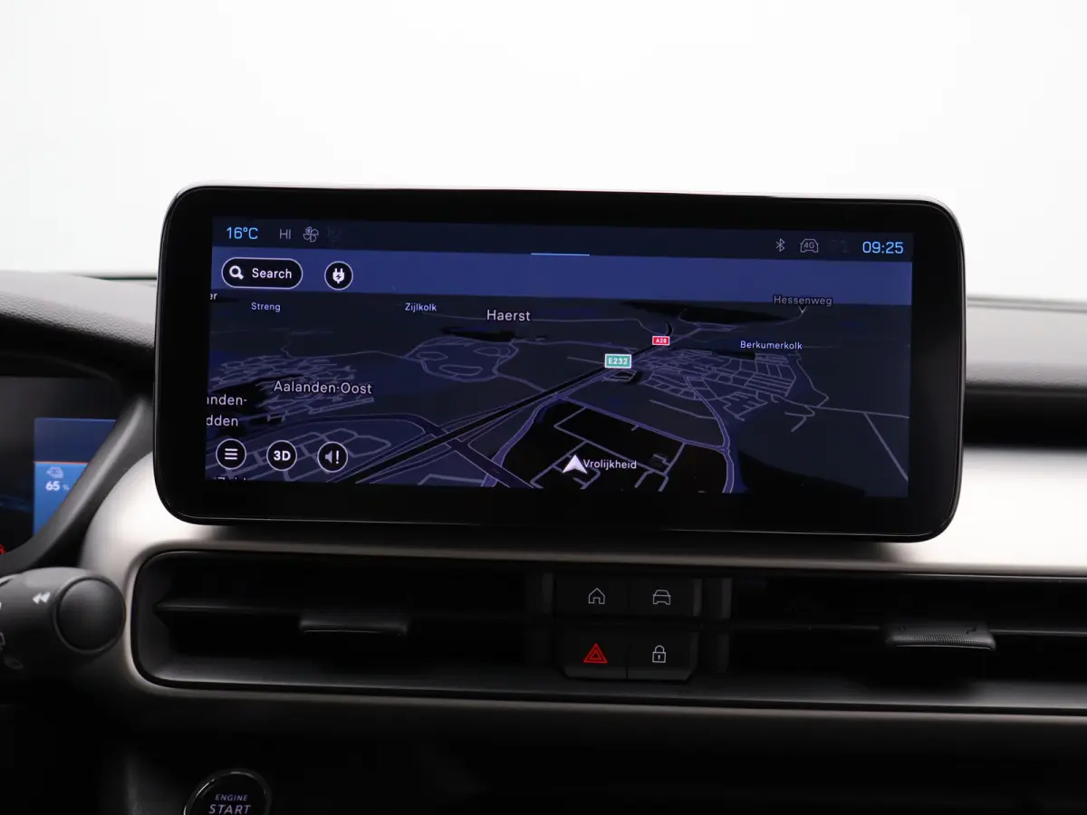 Summit 54 kWh 98% SOH | Tot 8 Jaar Fabrieksgarantie | Carplay Draadloos | Stoelverwarming | Camera | PDC V+A | Keyless | Voorconditionering | Origineel NL!