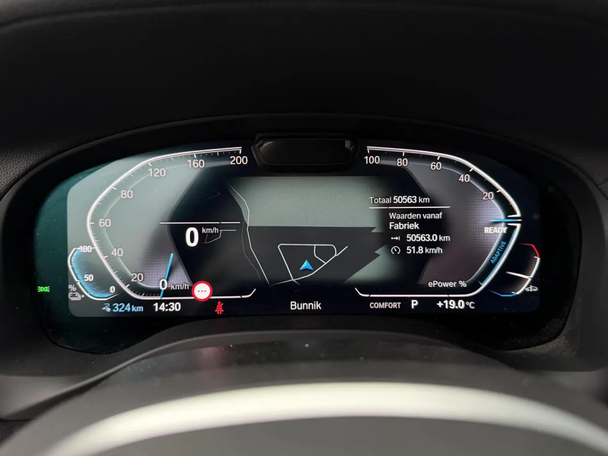 Executive M Sport 80 kWh 19"/SOH 99,9%/Panoramadak/Leder + memory/Stoelverwarming/Dodehoek/Elektrische klep/Camera/Adaptieve cruise/Apple Carplay & Android Auto