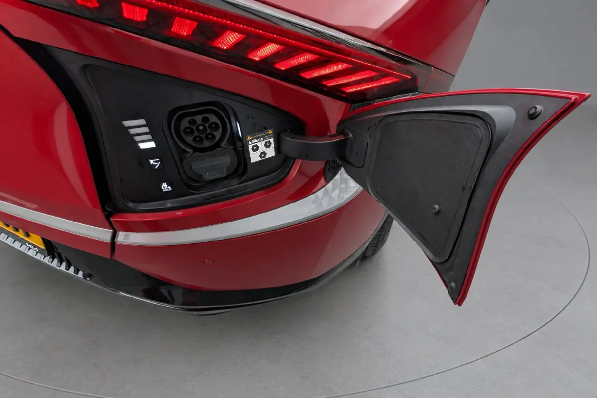 Plus 58kWh SOH 95% Trekhaak Warmtepomp V2L (Vehicle-To-Load)