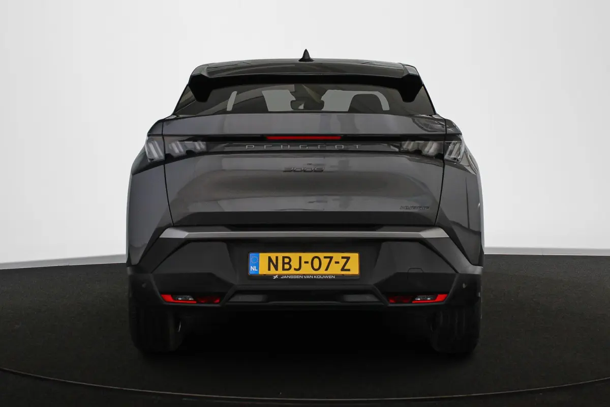 1.2 Hybrid 145 Allure Stuur-Stoelverwarming 360 Camera Panoramic Navi
