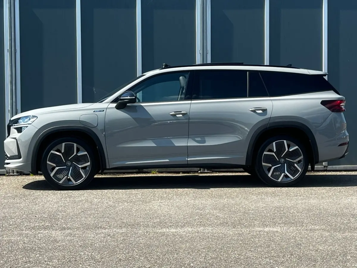 1.5 TSI PHEV 204pk Sportline | Pano | Trekhaak | Navi | Carplay