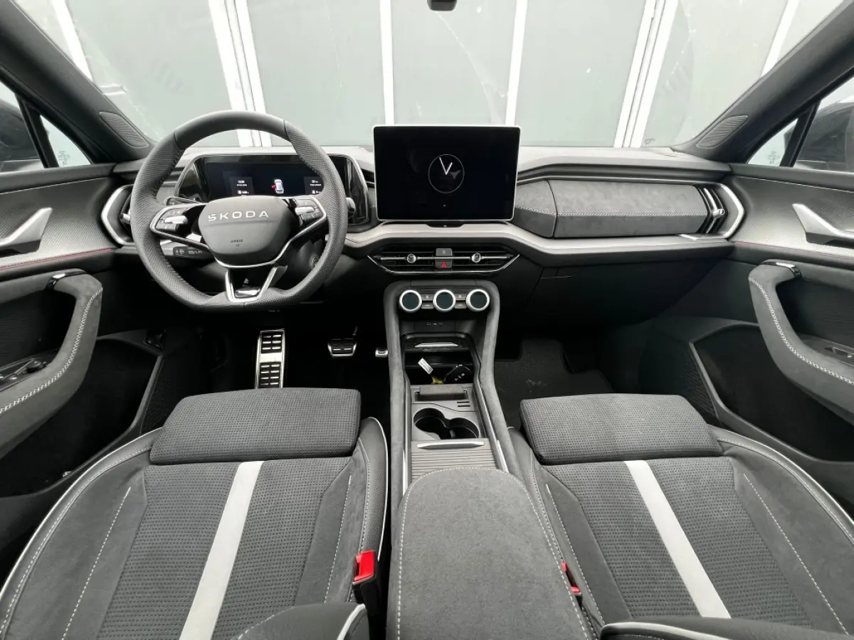 1.5 TSI PHEV 204pk Sportline | Pano | Trekhaak | Navi | Carplay