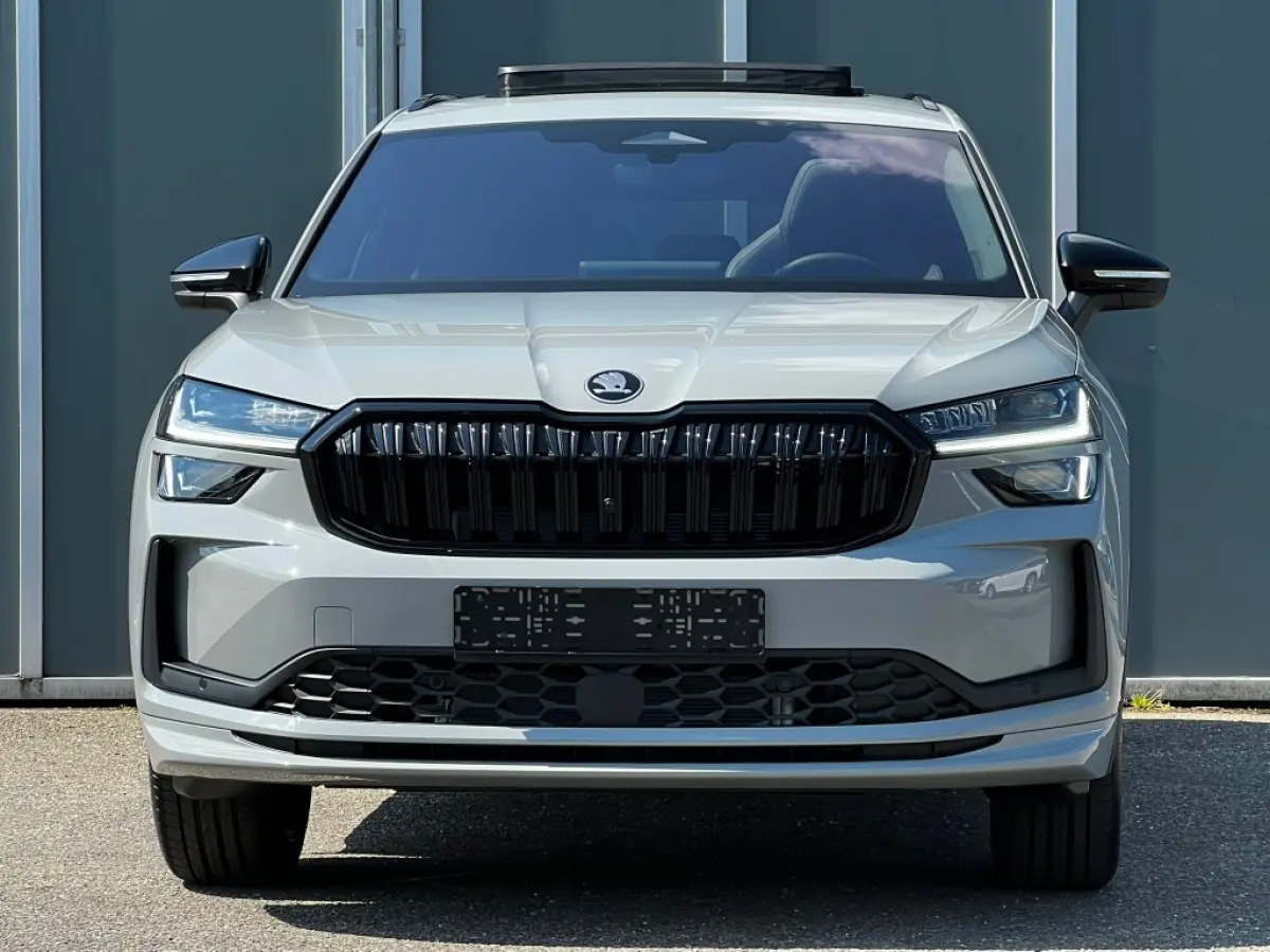 1.5 TSI PHEV 204pk Sportline | Pano | Trekhaak | Navi | Carplay
