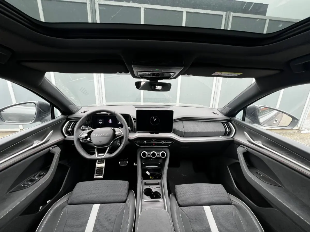 1.5 TSI PHEV 204pk Sportline | Pano | Trekhaak | Navi | Carplay