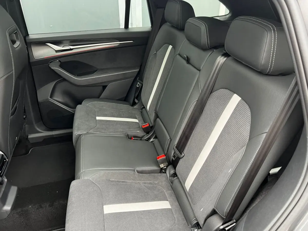 1.5 TSI PHEV 204pk Sportline | Pano | Trekhaak | Navi | Carplay