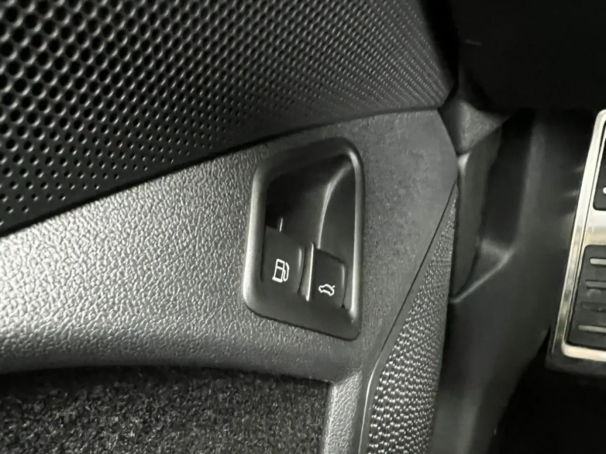 1.5 TSI PHEV 204pk Sportline | Pano | Trekhaak | Navi | Carplay