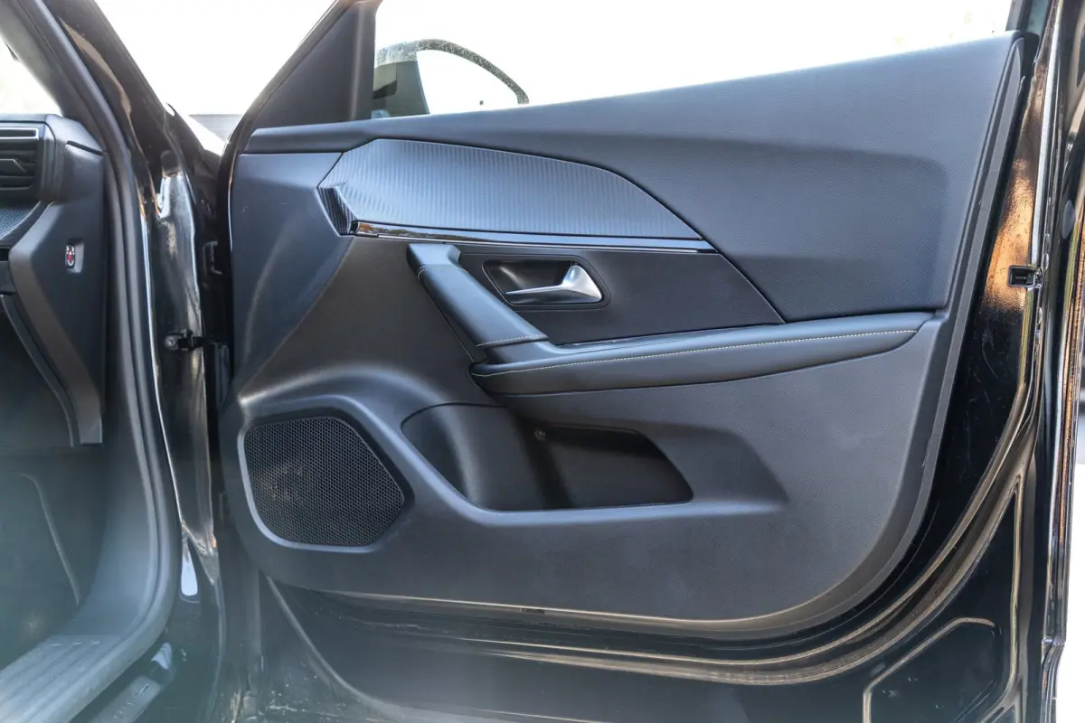 EV GT 50 kWh Soh 100% I Panoramadak I 360 Camera I 18 Inch I Alcantara I Zeer netjes I Geur & rookvrij