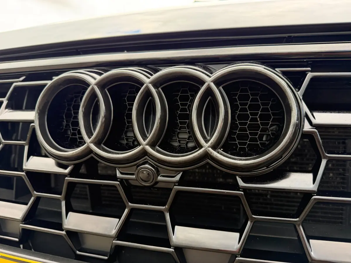 RS 2.5 TFSI RS Quattro 400PK / Pano / RS Seats / B&O / ACC / Alcantara / Trekhaak .