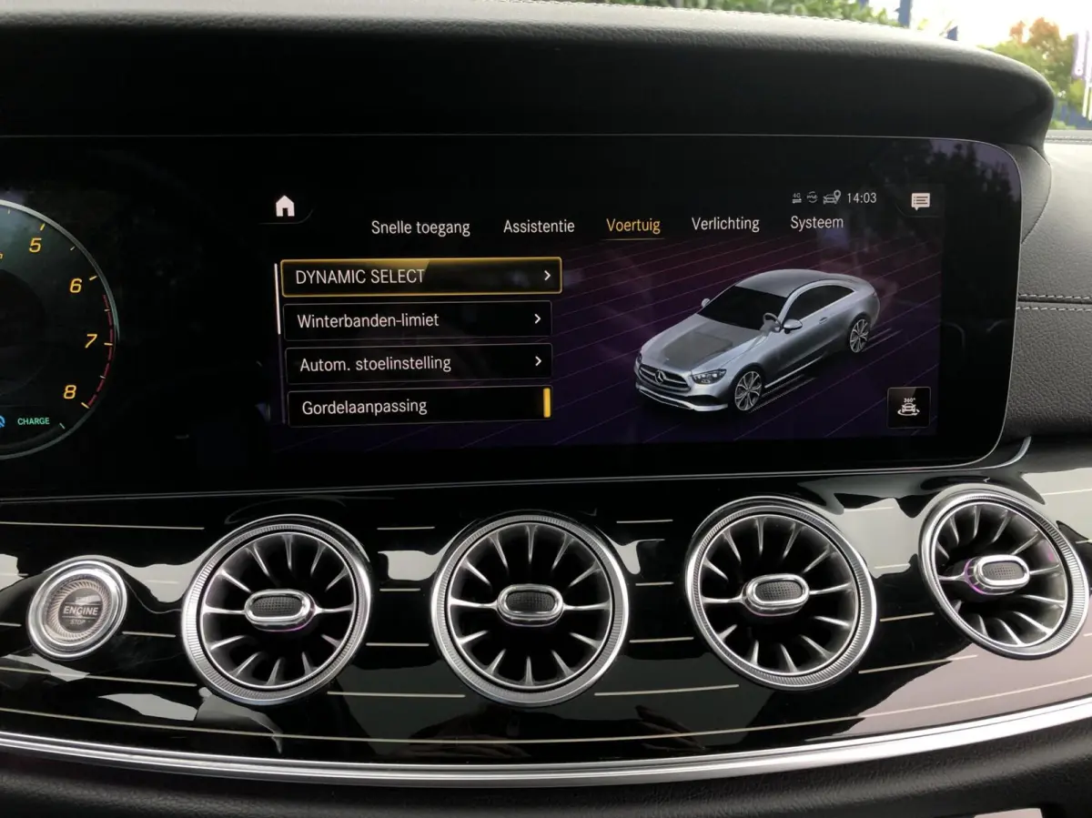 200, FACELIFT MODEL, PANORAMADAK, BURMESTER, ELEKTRISCHE STOELEN, LEDER, ECC AIRCO, CRUISE, STOELVERWARMING, STOELKOELING, APPLE CARPLAY